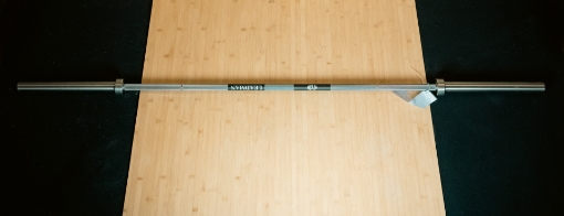 Imagem de Barra Olímpica Prateada e Preta 220 cm