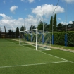 Imagem de Baliza de futebol fixa com postes traseiros para rede 7,32 × 2,44 m com rede incluída — VI 5907
