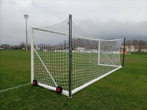 Imagem de Baliza de futebol móvel com rodas e tensão de rede 7,32 × 2,44 m com rede incluída — VI 5902